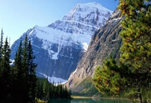 问鼎:西甲第29轮:皇马3 - 2惊险逆转莱加内斯,争冠形势风云突变.